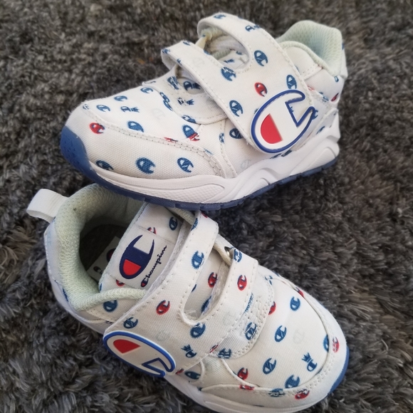 Toddler sneakers